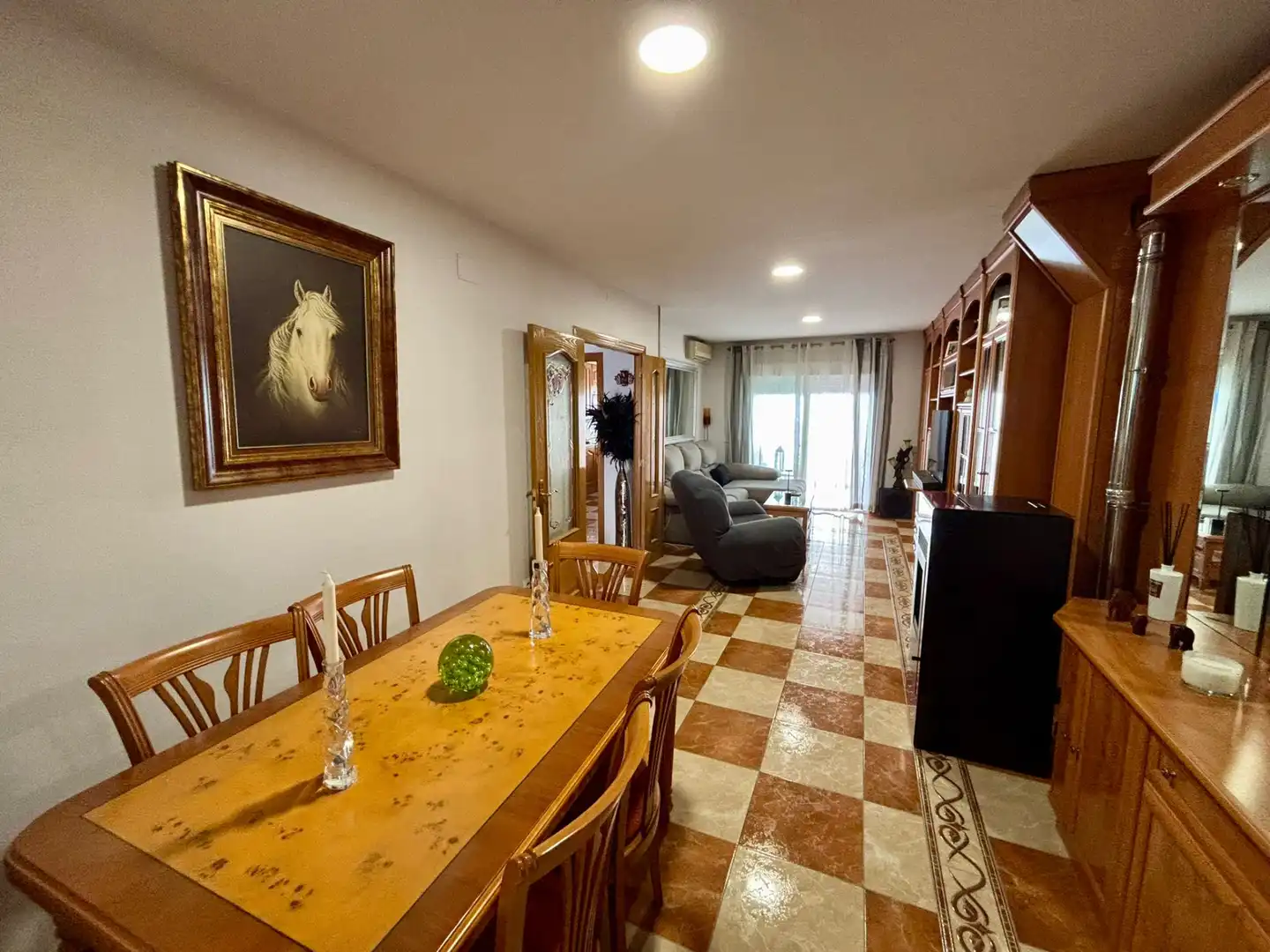 Comedor de Casa adosada en venta en Parla con Aire acondicionado, Calefacción y Jardín privado