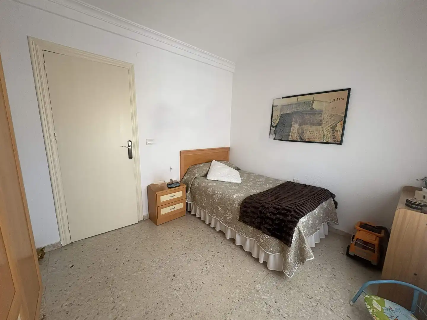 Bedroom of Flat for sale in Sevilla  with Air Conditioner, Heating and Terrace