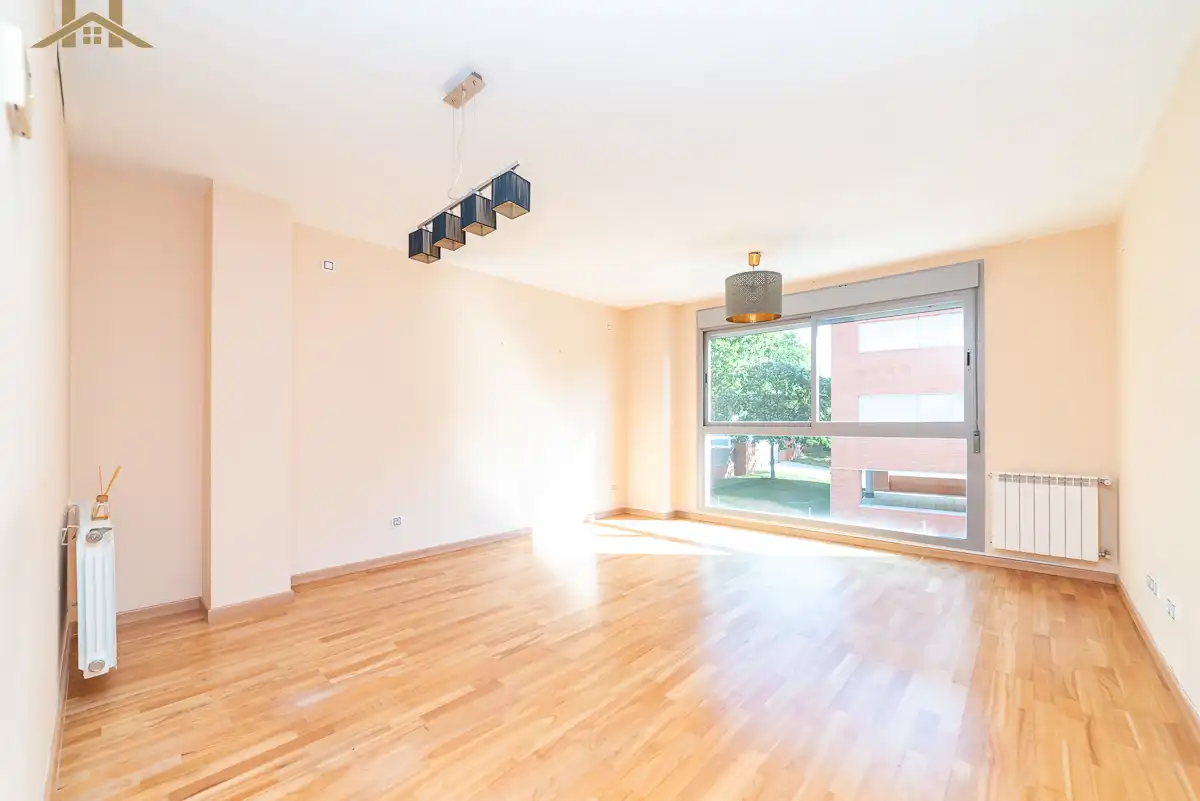 Appartement avec piscine à vendre à Avenida de Francia 134