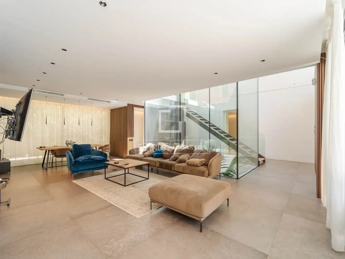 Sala de estar de Casa o chalet en venta en Godella con Aire acondicionado, Calefacción y Jardín privado