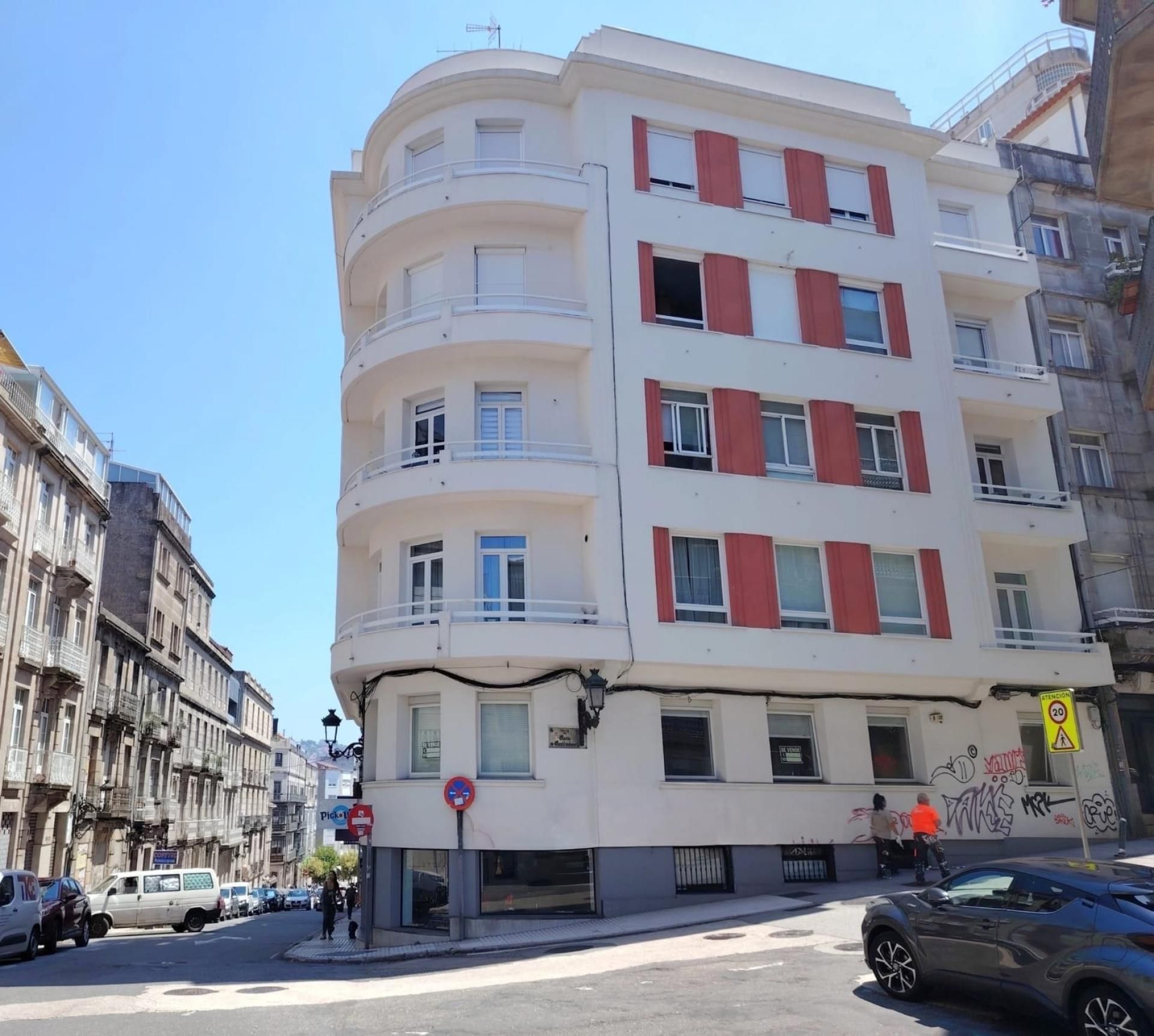 Vista exterior de Pis en venda en Vigo  amb Aire condicionat