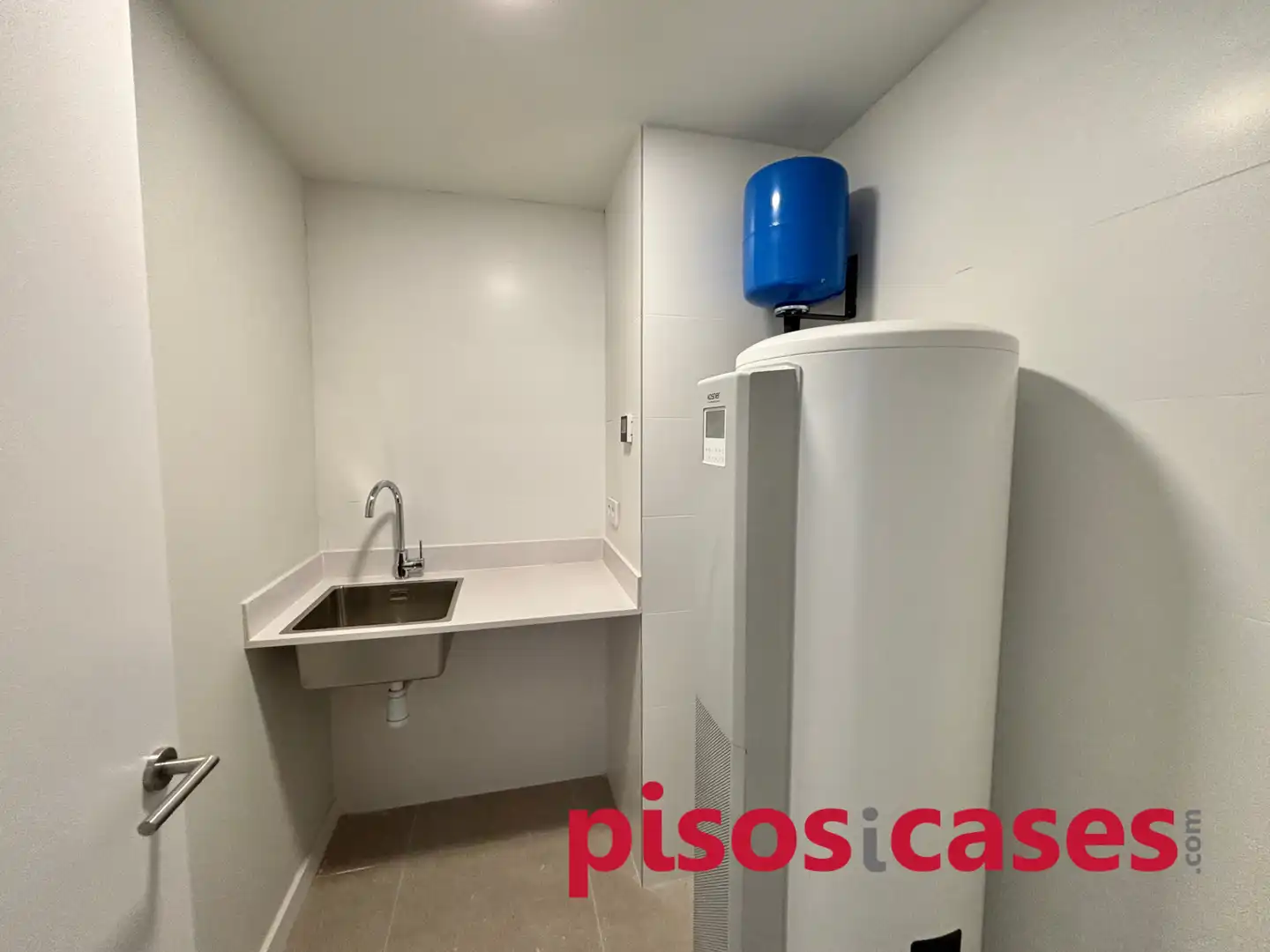 Neubau-Wohnung mit Terrasse zum Verkauf in Carrer Josep Ventura 51, imagen 24