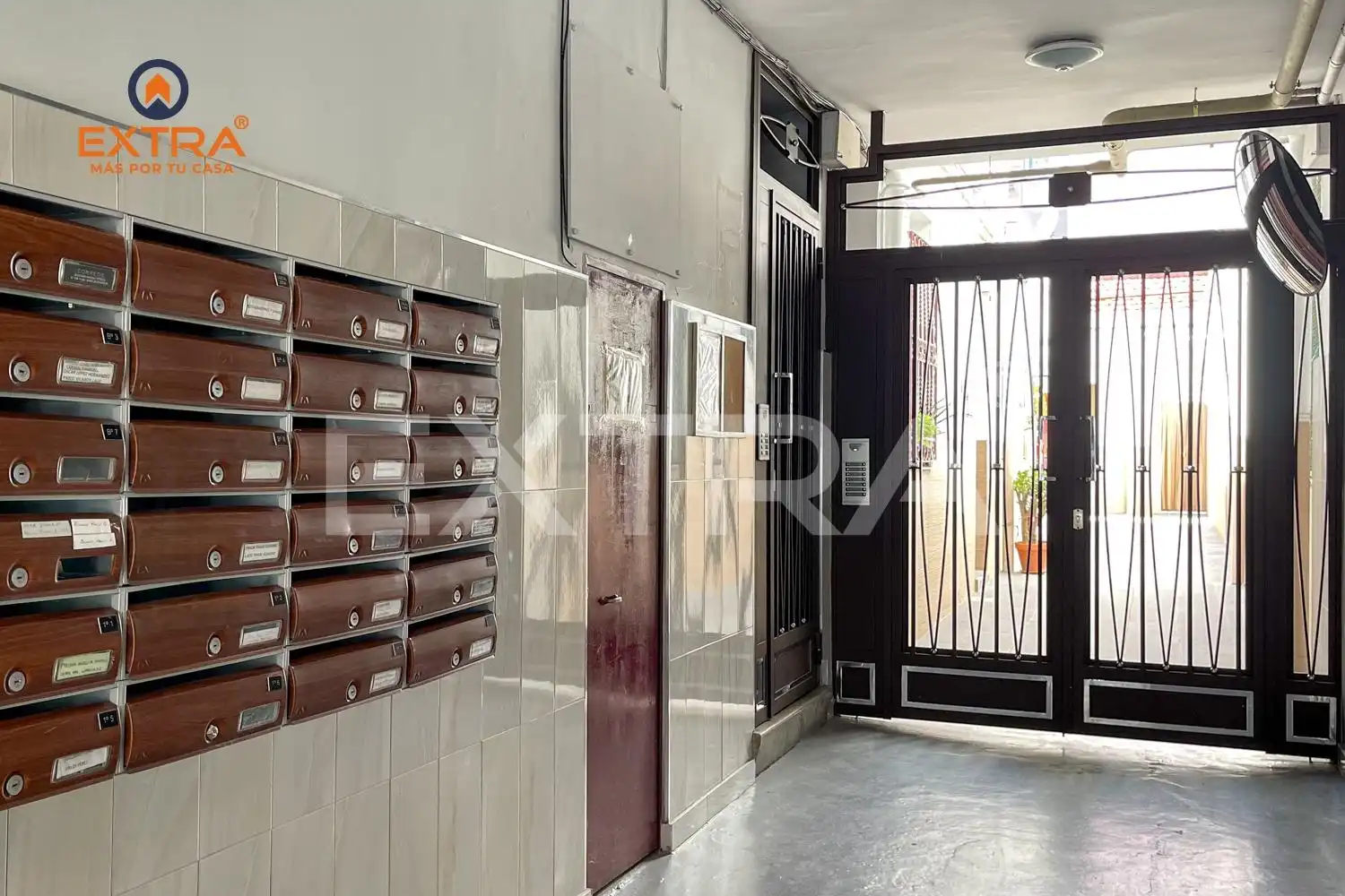 Flat for sale in  Madrid Capital  with Air Conditioner, Heating and Furnished