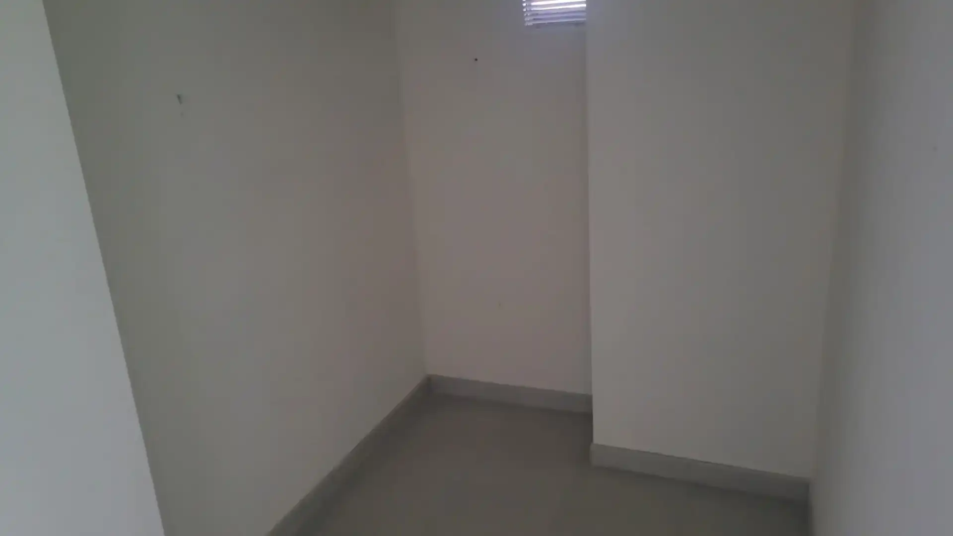 Local comercial de lloguer a Plaza Cristóbal Colón 1, imagen 14
