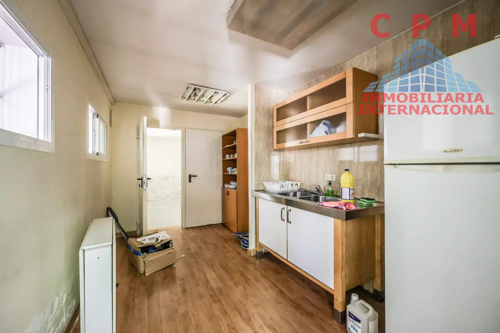 Kitchen of Office for rent in Madrid  with Air Conditioner, Heating and Terrace