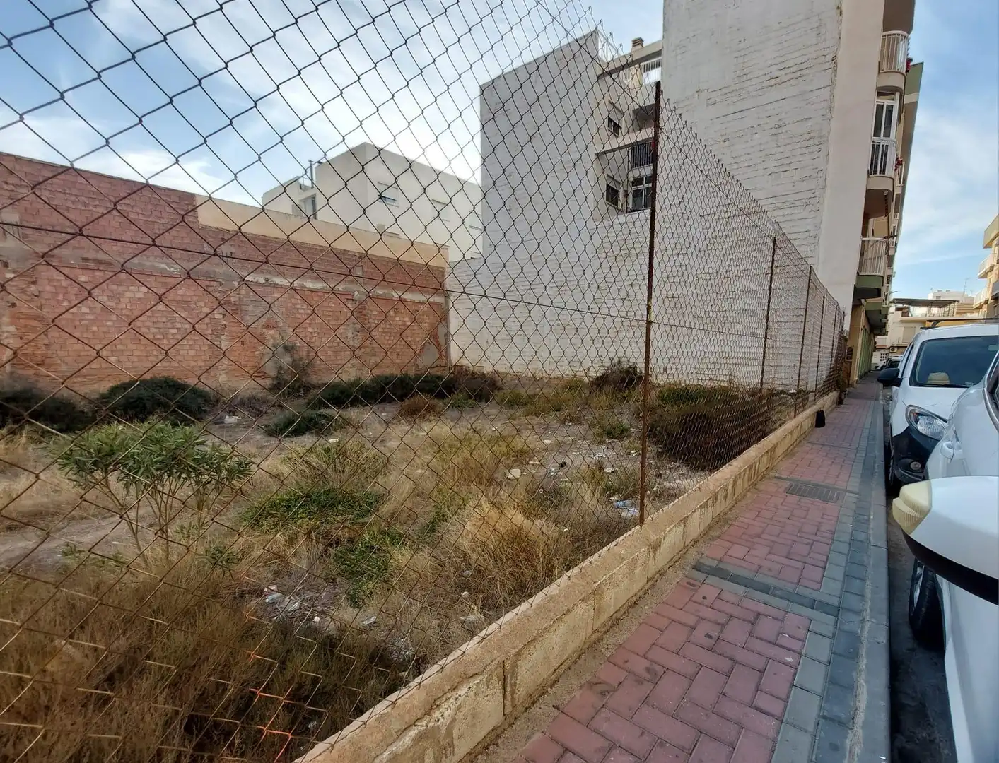 Solar de 300 metros, en pleno centro de Águilas., imatge 2
