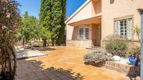 Jardí de Casa o xalet en venda en Montequinto amb Aire condicionat, Terrassa i Piscina