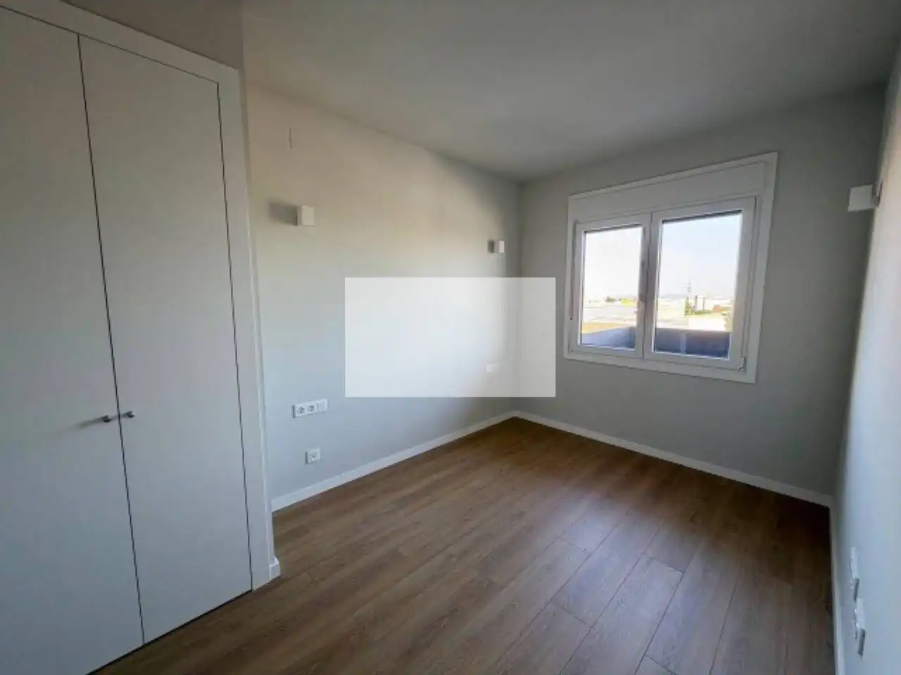 Bedroom of Flat for rent in Terrassa  with Air Conditioner, Heating and Parquet flooring