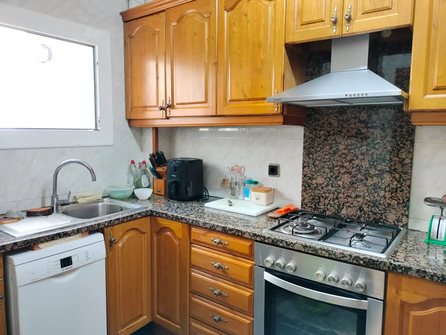 Cuina de Pis en venda en Sabadell amb Calefacció, Forn i Alarma