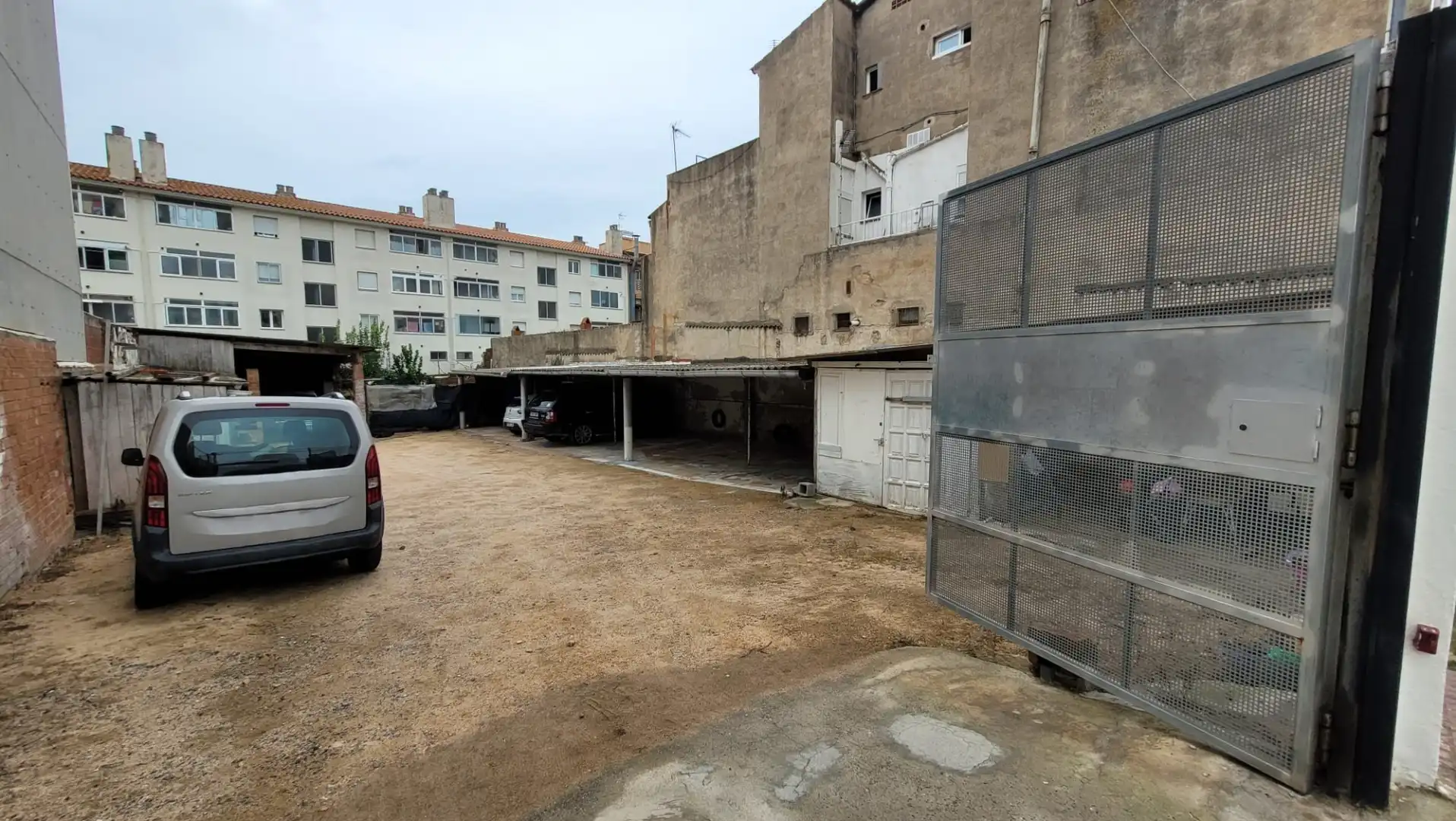 Terreno residencial en venta en Tueda