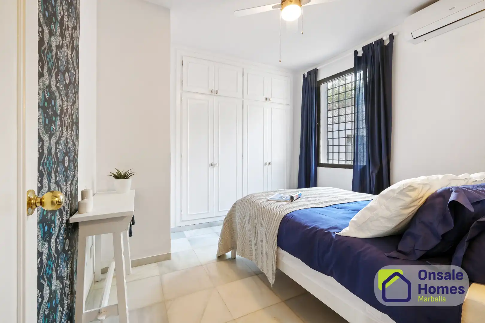 Habitación de Casa o chalet en venta en Marbella con Aire acondicionado, Jardín privado y Terraza