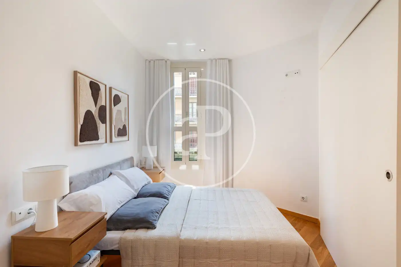 Habitación de Piso en venta en Barcelona con Aire acondicionado, Calefacción y Balcón