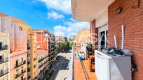 Vista exterior de Pis en venda en  Barcelona Capital amb Balcó