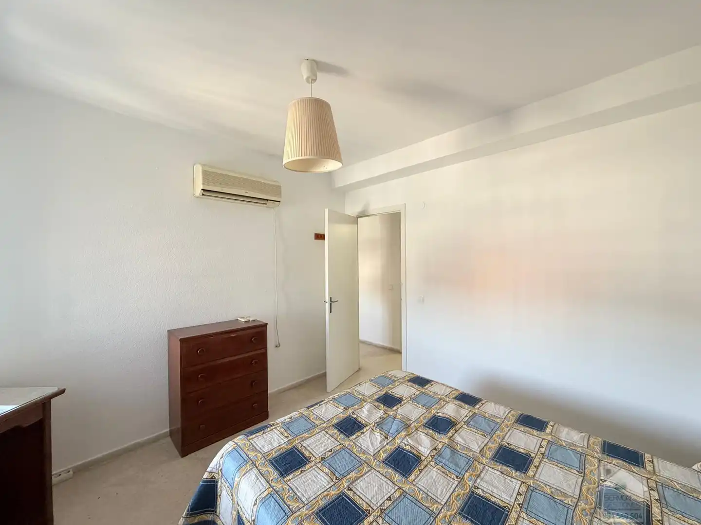 Schlafzimmer von Wohnung zur Miete in Nervión