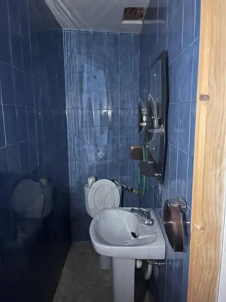 Badezimmer von Gebäude zum Verkauf in Mirabel