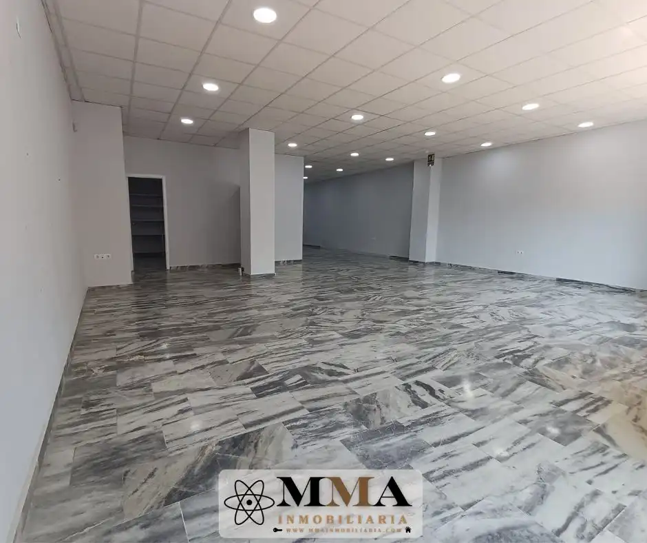 Business premises for sale in Paseo de las Palmeras 27, imagen 2