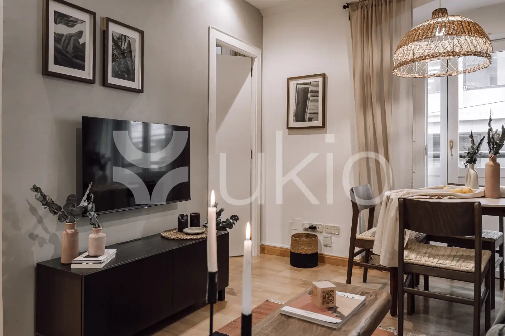 Living room of Apartments for rent in Madrid  with Heating, Furnished and Washing machine