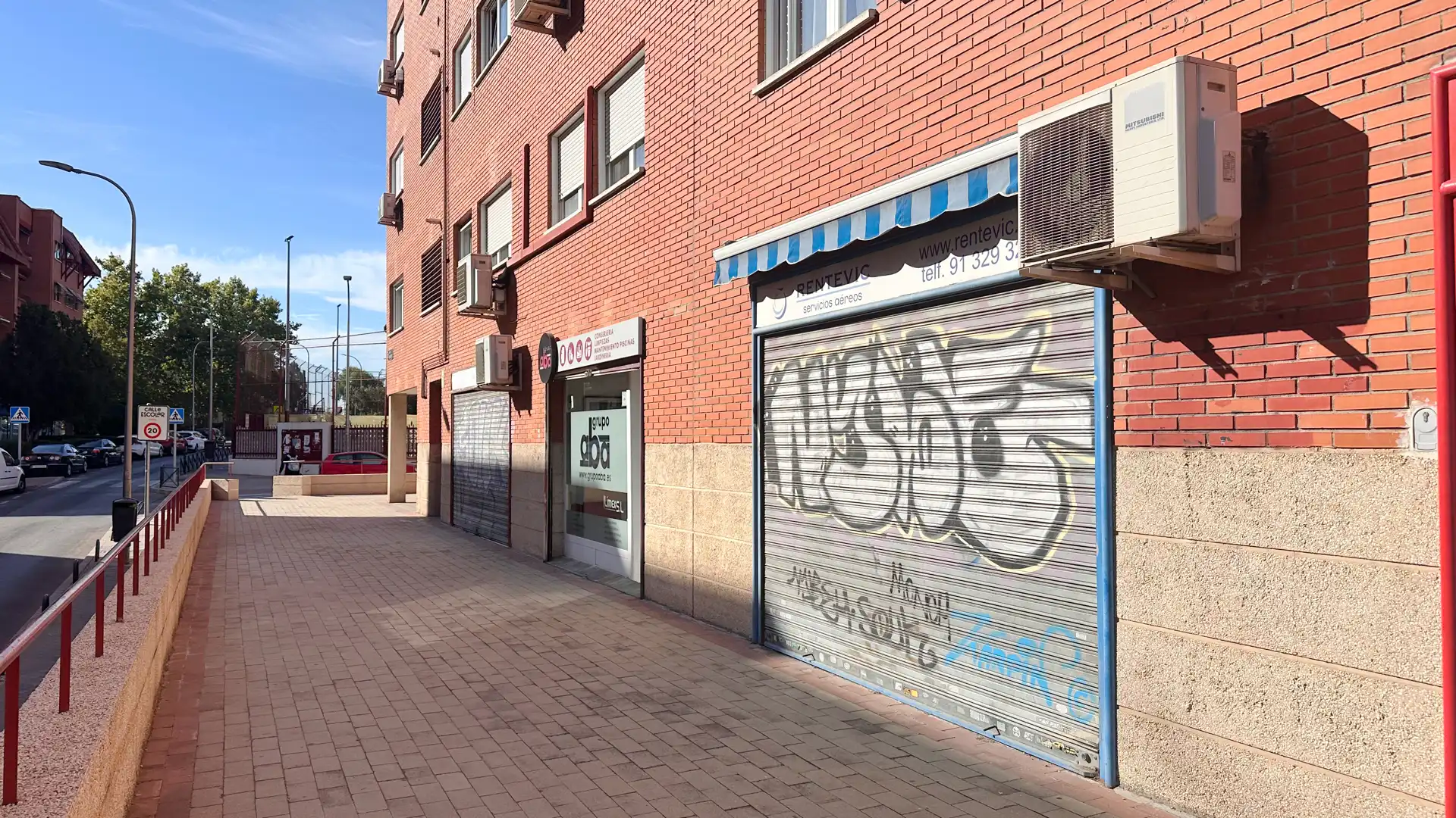 Local comercial en venda a Calle de Alar del Rey
