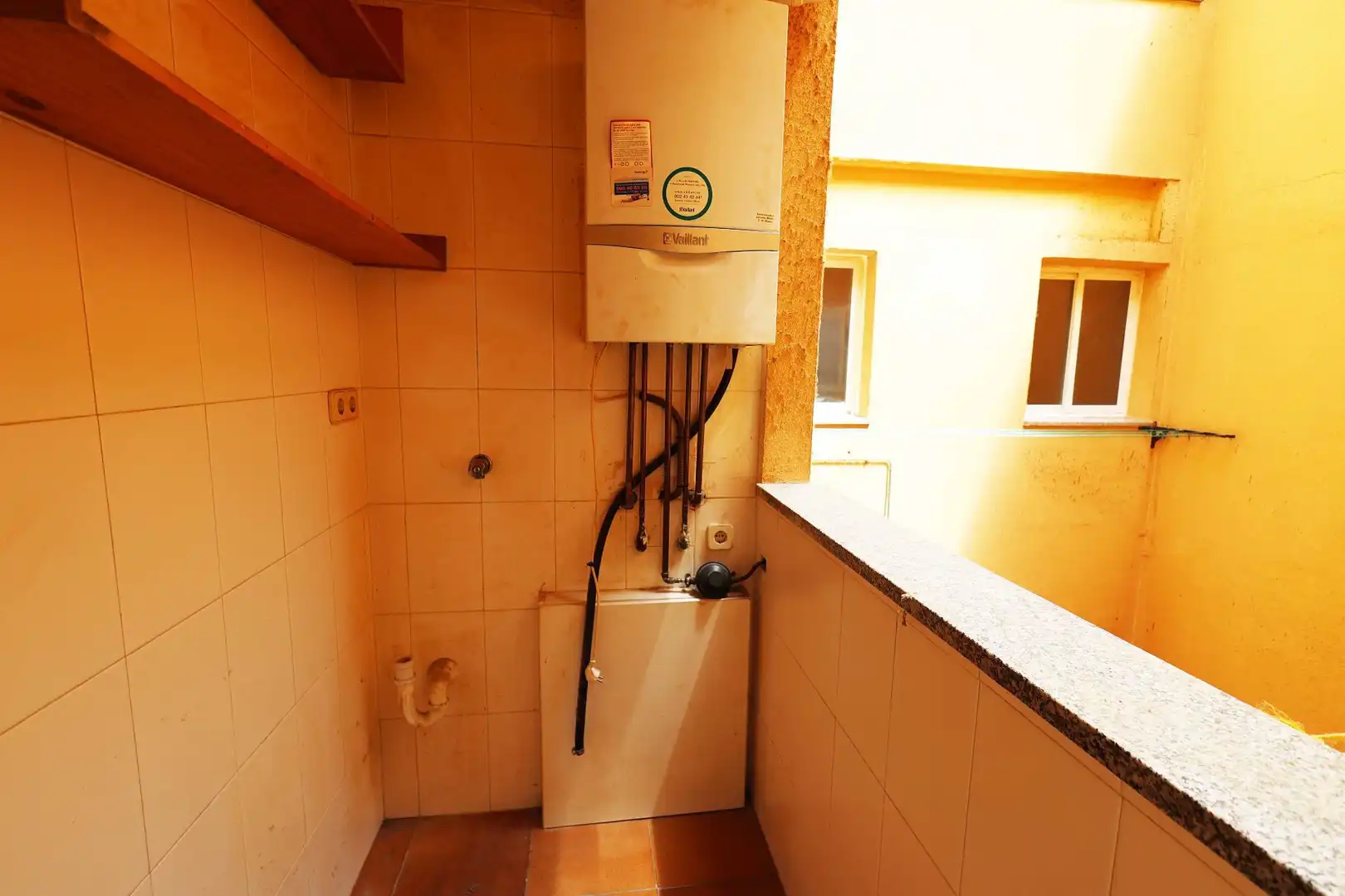 Terraza de Dúplex en venta en San Lorenzo de El Escorial con Calefacción, Terraza y Piscina comunitaria