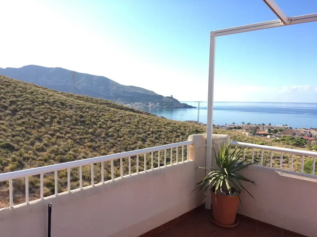 Außenansicht von Wohnung zum Verkauf in Cartagena mit Klimaanlage, Terrasse und Gemeinschaftspool