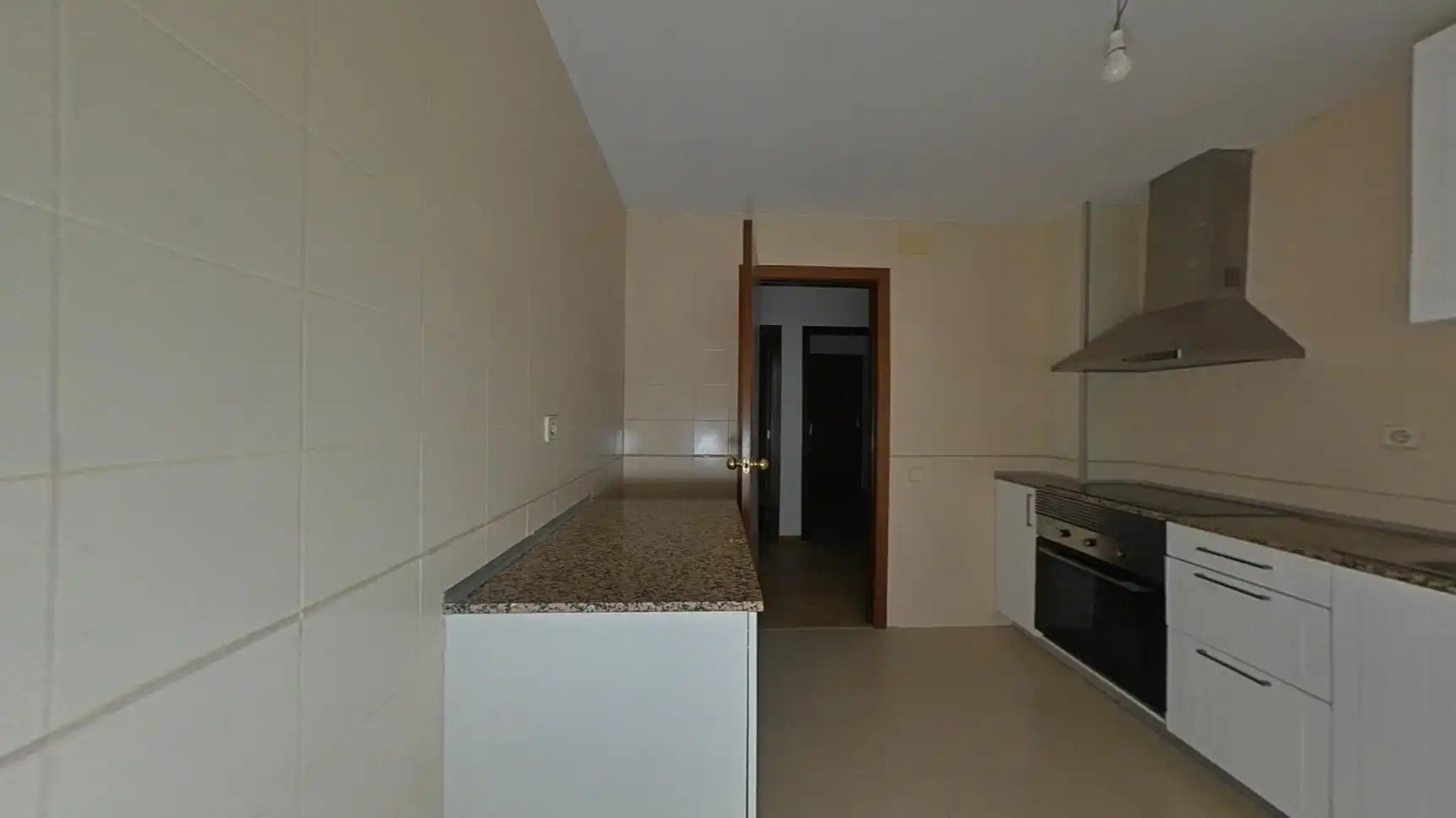 Cuina de Pis en venda en Sant Cugat del Vallès amb Calefacció, Parquet i Piscina