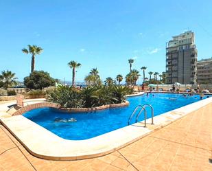 Piscina de Apartament en venda en Calpe / Calp amb Aire condicionat, Calefacció i Jardí privat