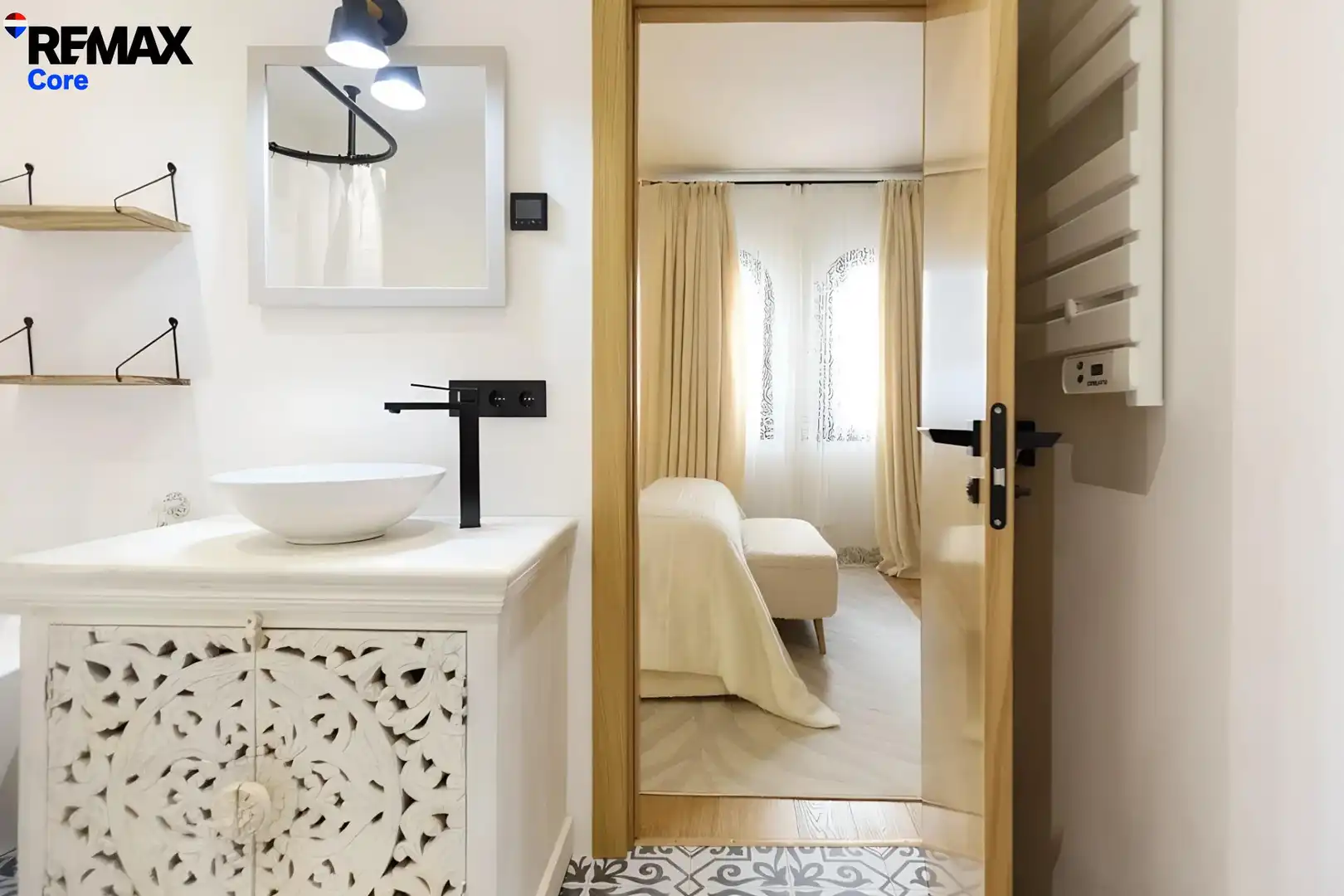 Badezimmer von Wohnung zum Verkauf in Marbella mit Klimaanlage, Heizung und Privatgarten
