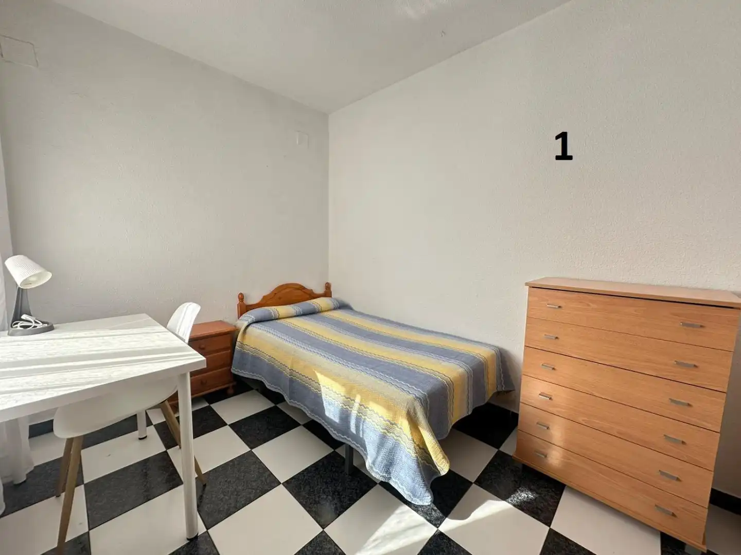 Flat for rent in Angustias - Chana - Encina