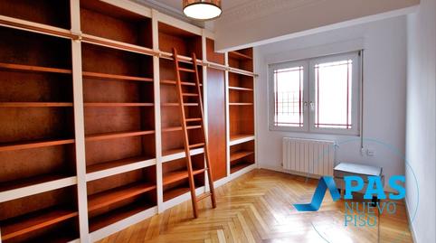 Foto 4 de Piso en venta en Calle Rampa de Sotileza, Centro - Ayuntamiento, Cantabria