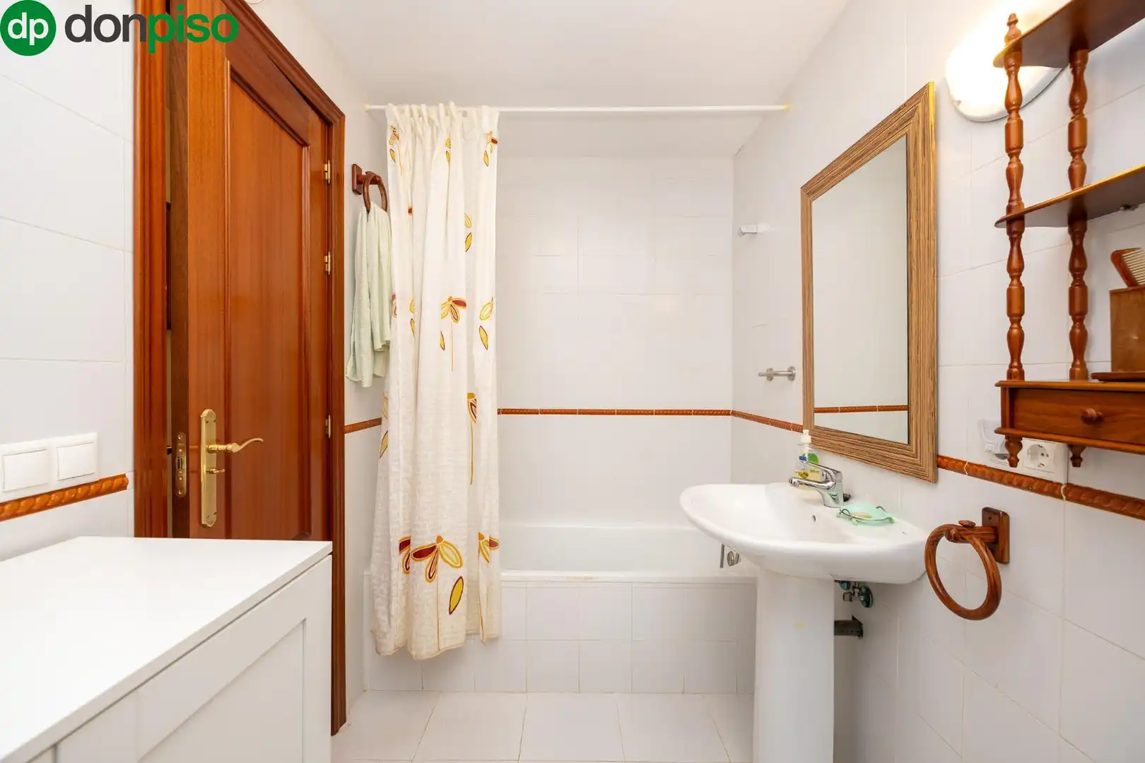 Baño de Apartamento en venta en Lanjarón