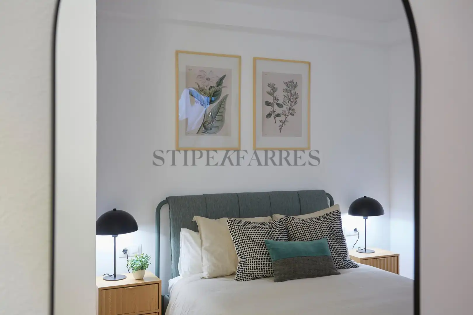 Habitación de Dúplex en venta en Barcelona con Aire acondicionado, Calefacción y Balcón