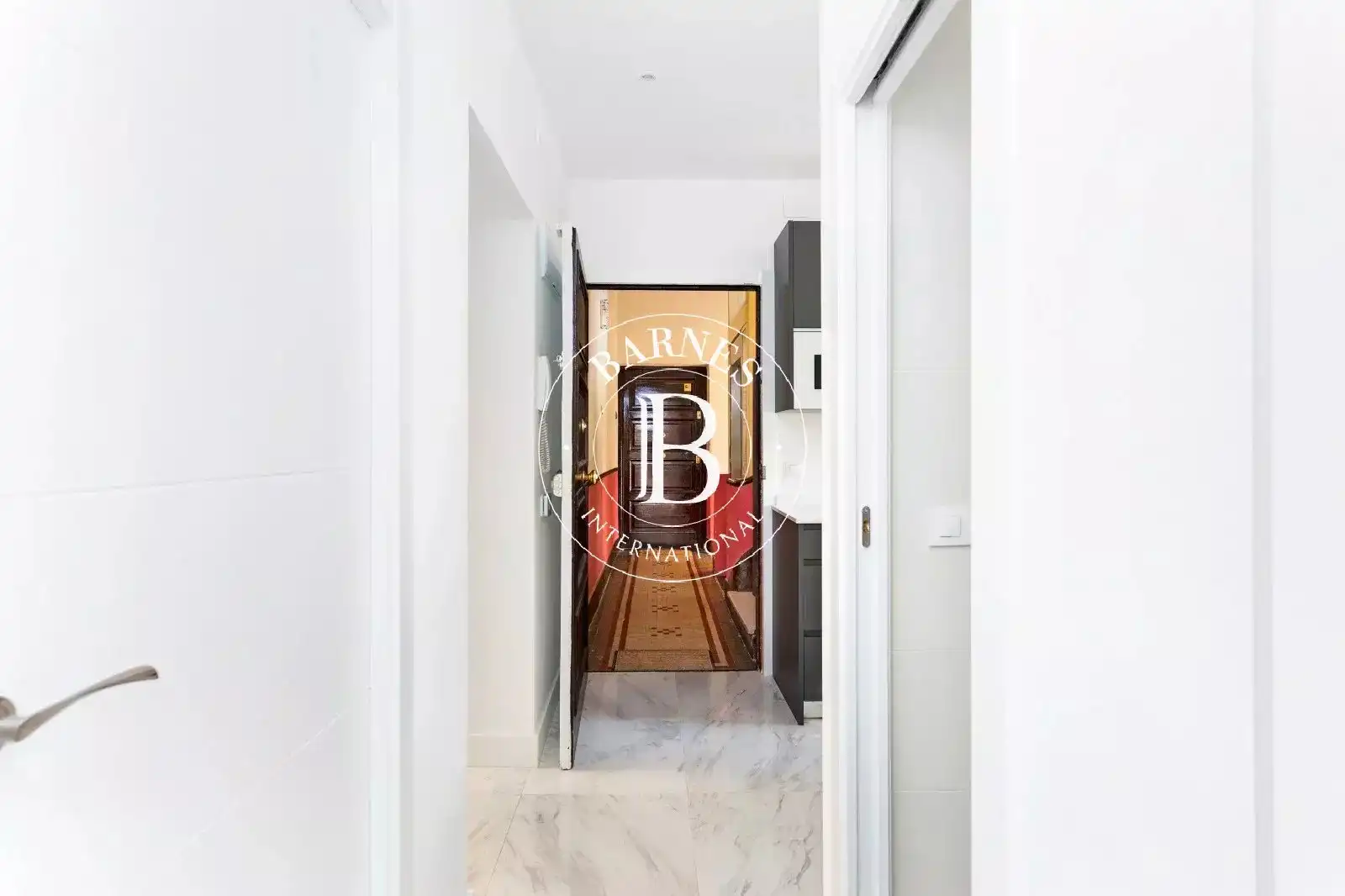 Flat for sale in Madrid  with Air Conditioner, Heating and Furnished