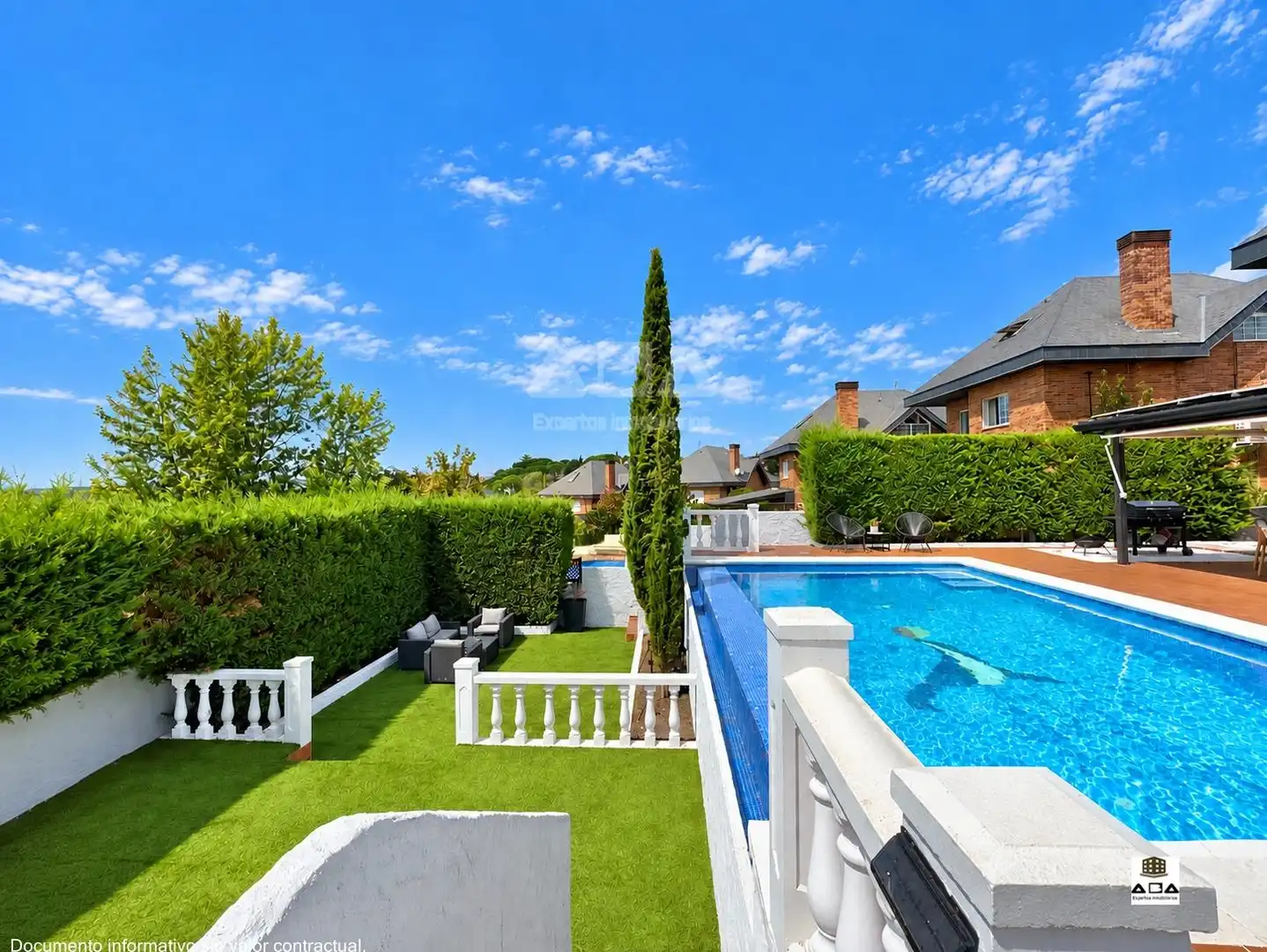 Detached house with pool for sale in Calle Monte Alto, imagen 2