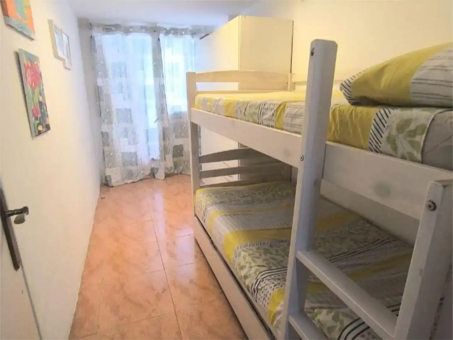 Schlafzimmer von Wohnung zur Miete in Almuñécar mit Klimaanlage und Balkon