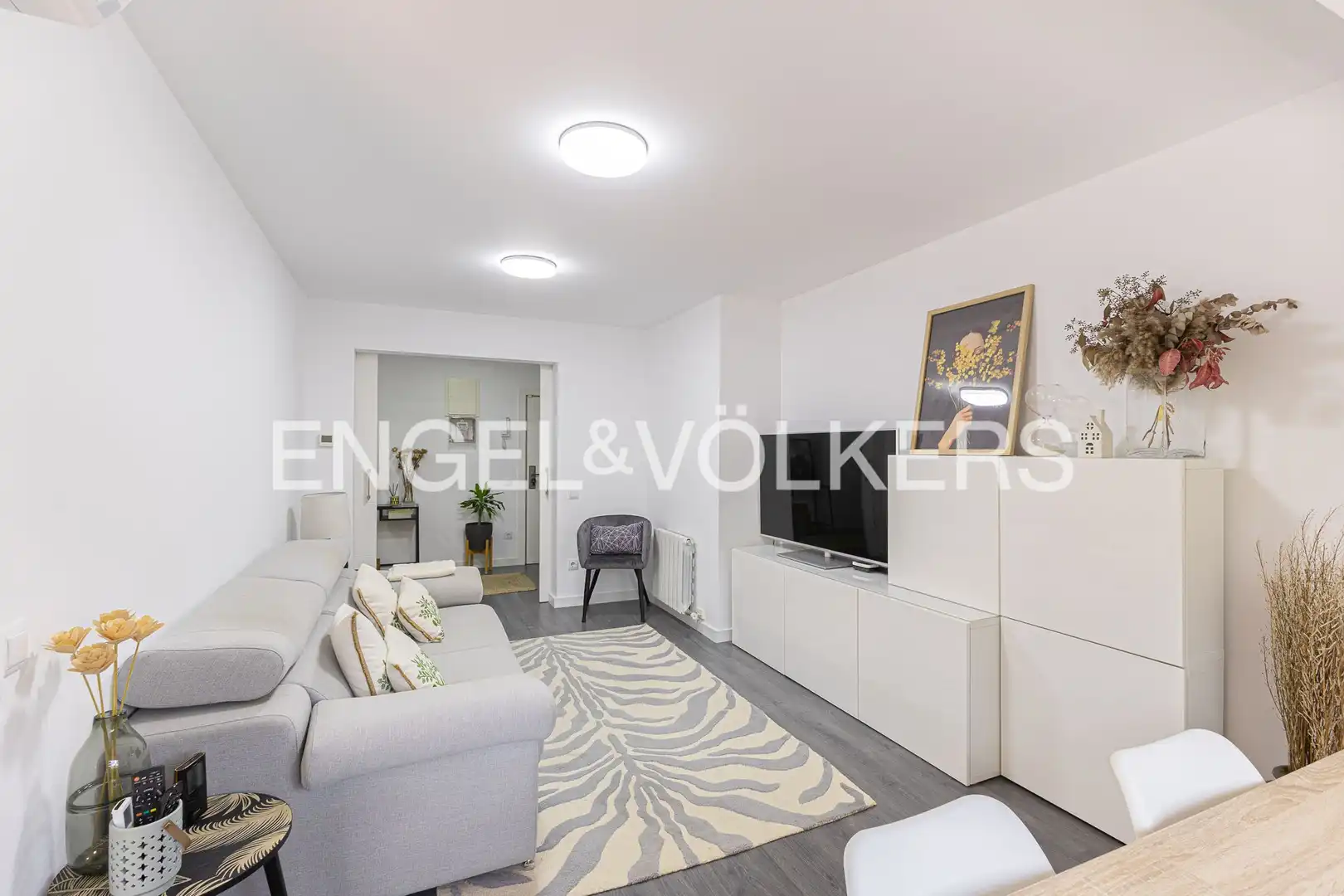 Sala d'estar de Pis en venda en Barcelona amb Aire condicionat, Calefacció i Parquet