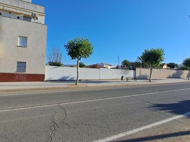 Terreny residencial en venda a Calle Carretera Guillena