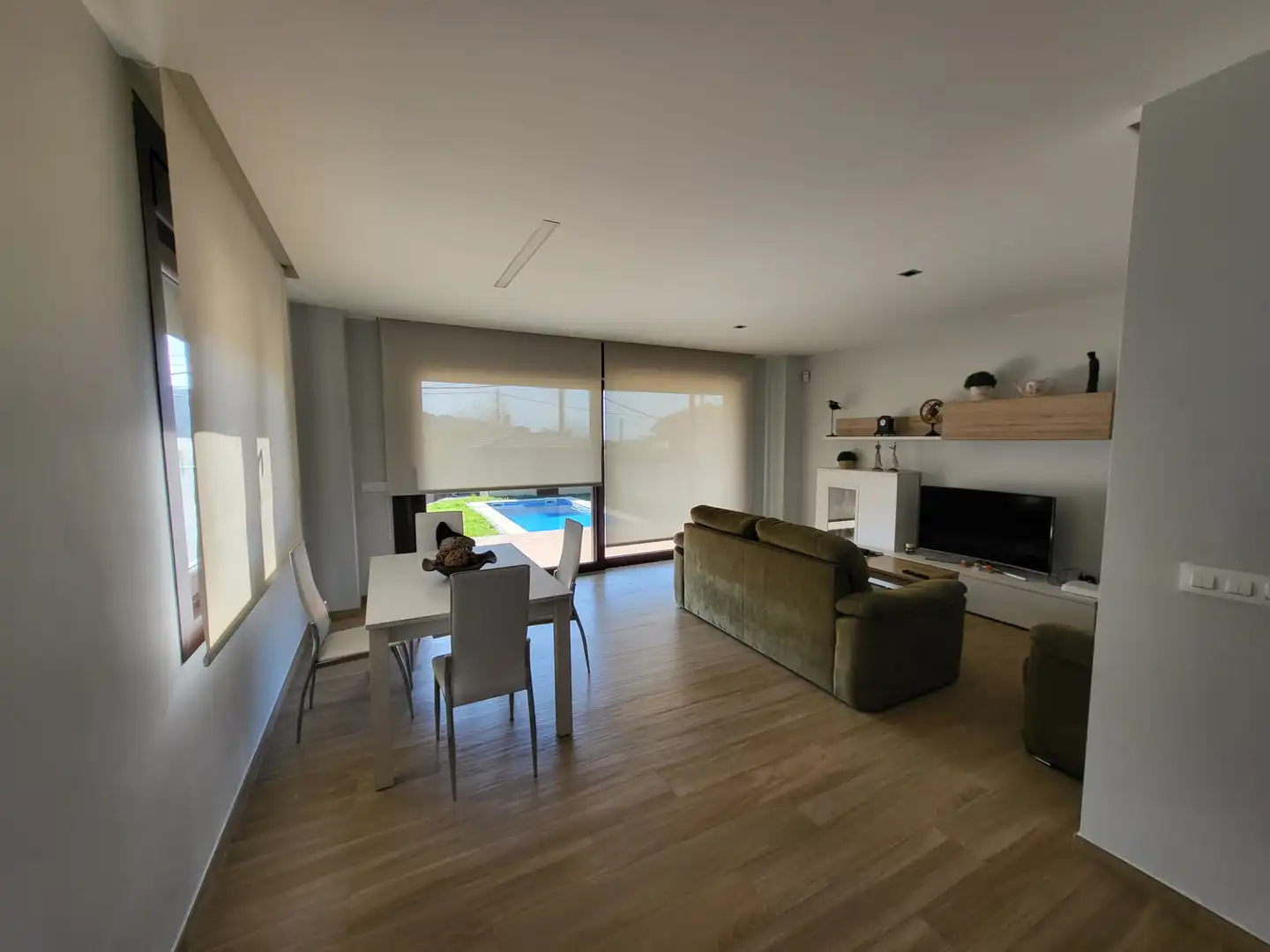 Sala de estar de Casa o chalet en venta en Vigo  con Calefacción, Jardín privado y Terraza