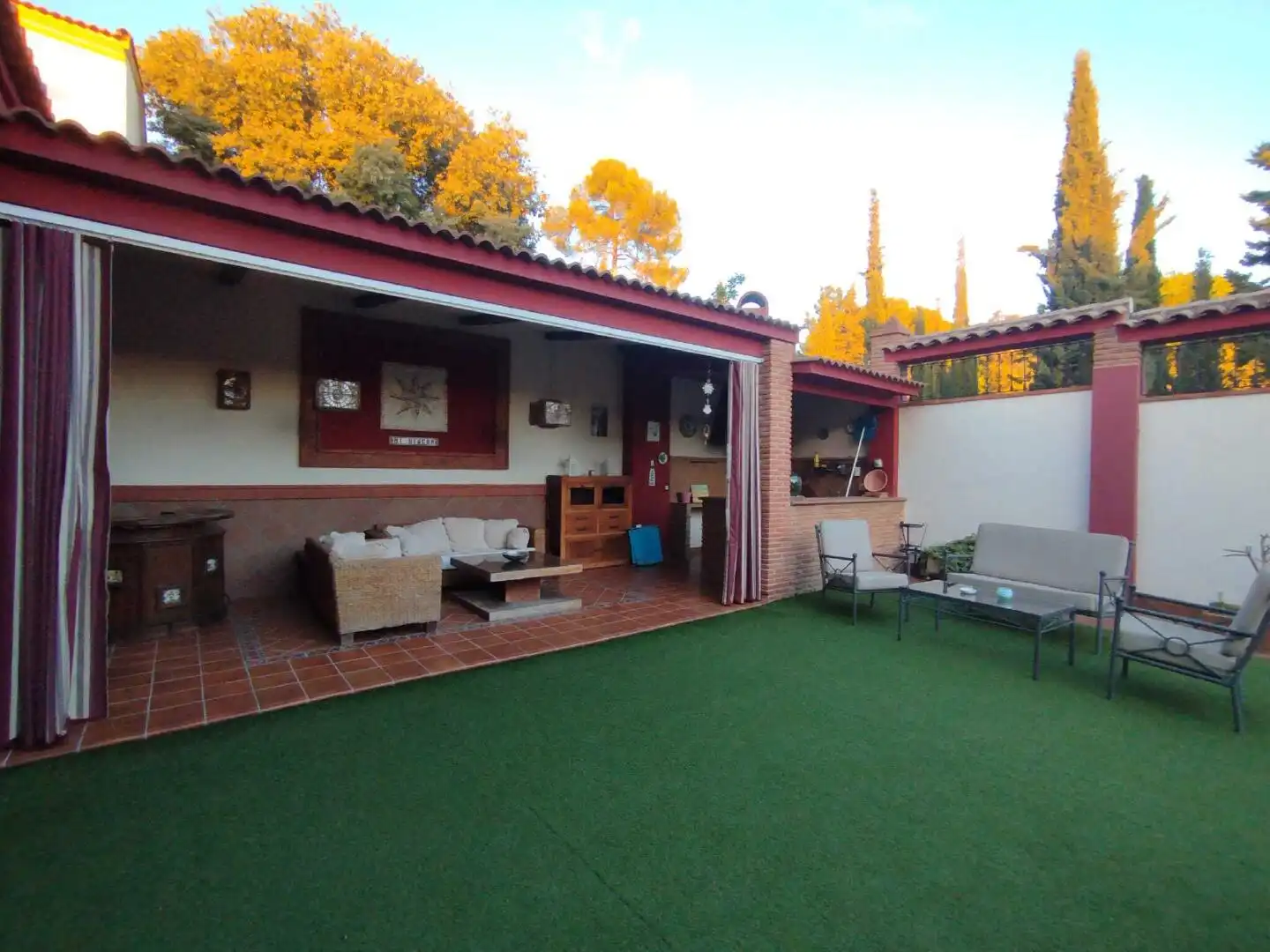 Terrace of Houses for sale in Cabra