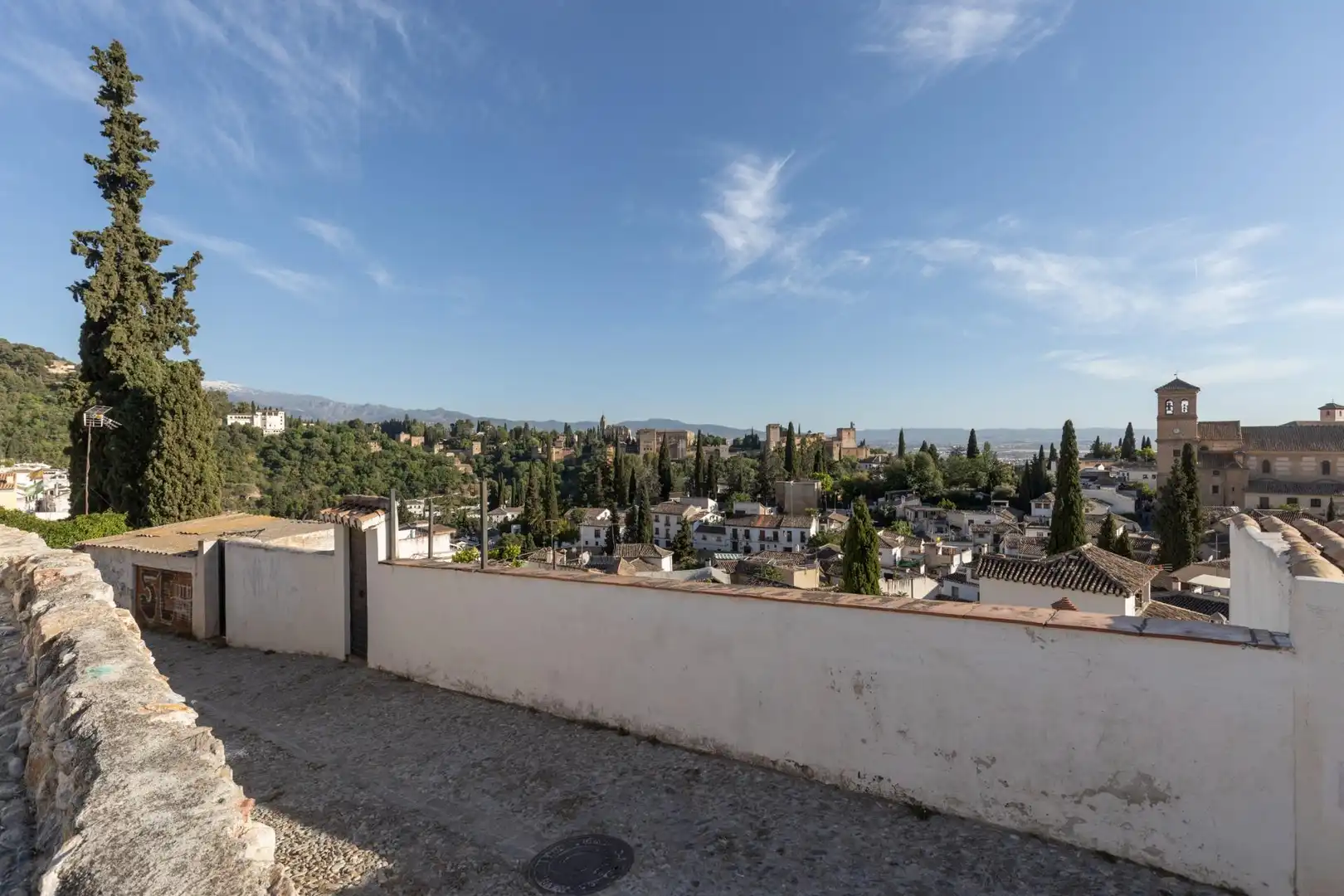 Vista exterior de Residencial en venda en Granada