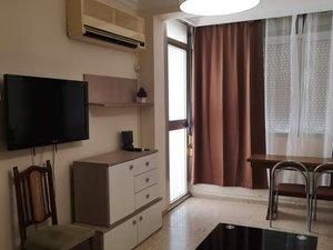 Sala de estar de Piso de alquiler en  Sevilla Capital con Aire acondicionado, Calefacción y Amueblado