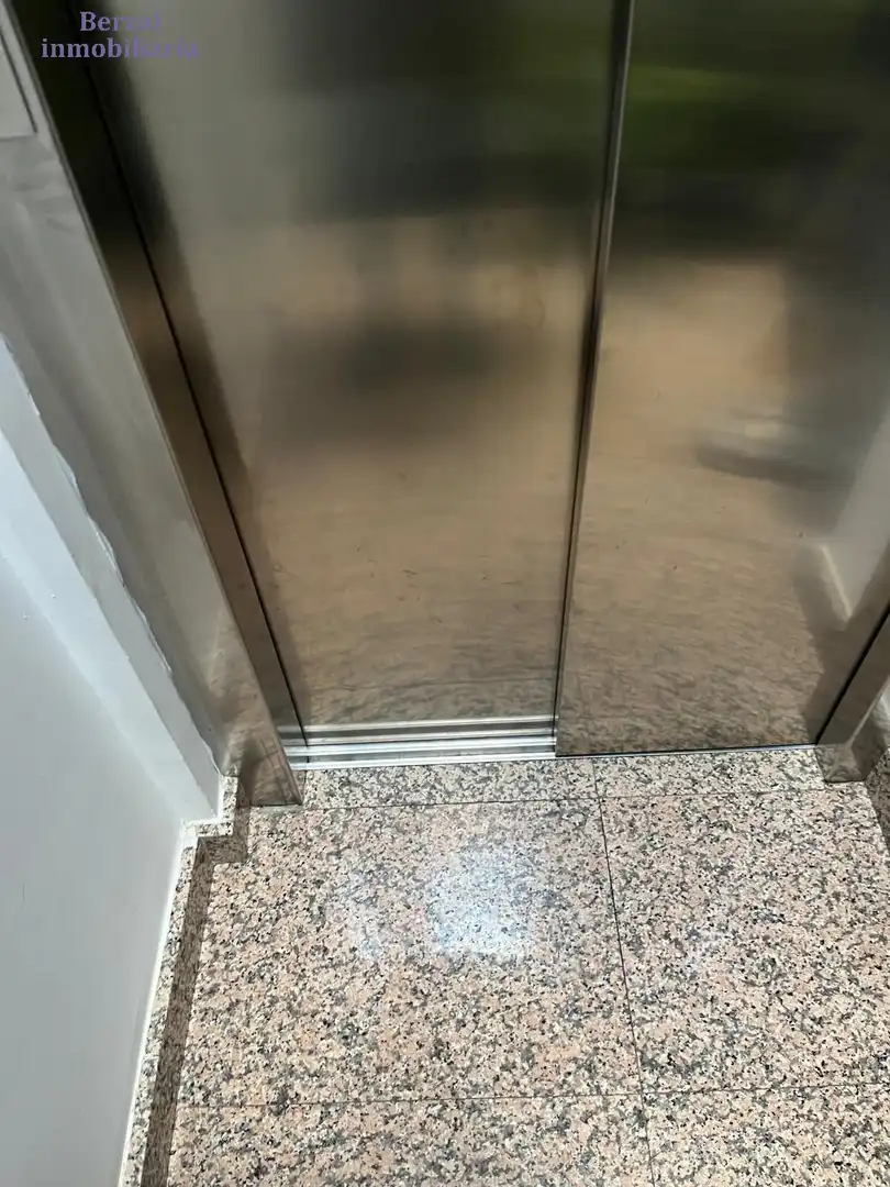 Flat for sale in  Logroño  with Heating