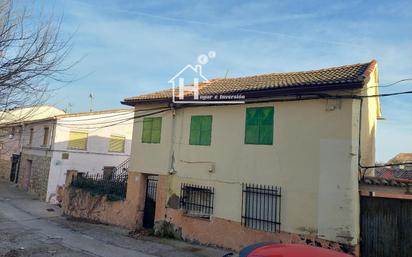 Vista exterior de Casa o xalet en venda en Cogolludo amb Jardí privat