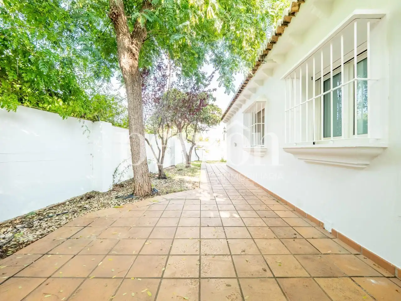 Vista exterior de Finca rústica en venda en Bétera amb Aire condicionat, Calefacció i Jardí privat