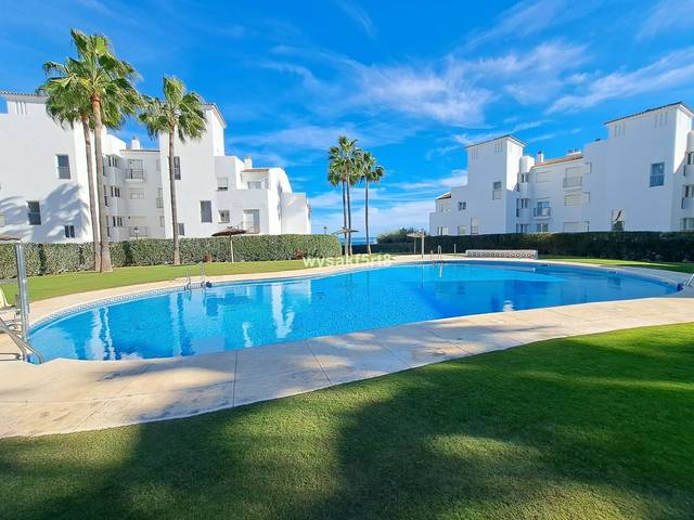 Piso en Venta en Calle Aguamarina, 12 en El Castillo