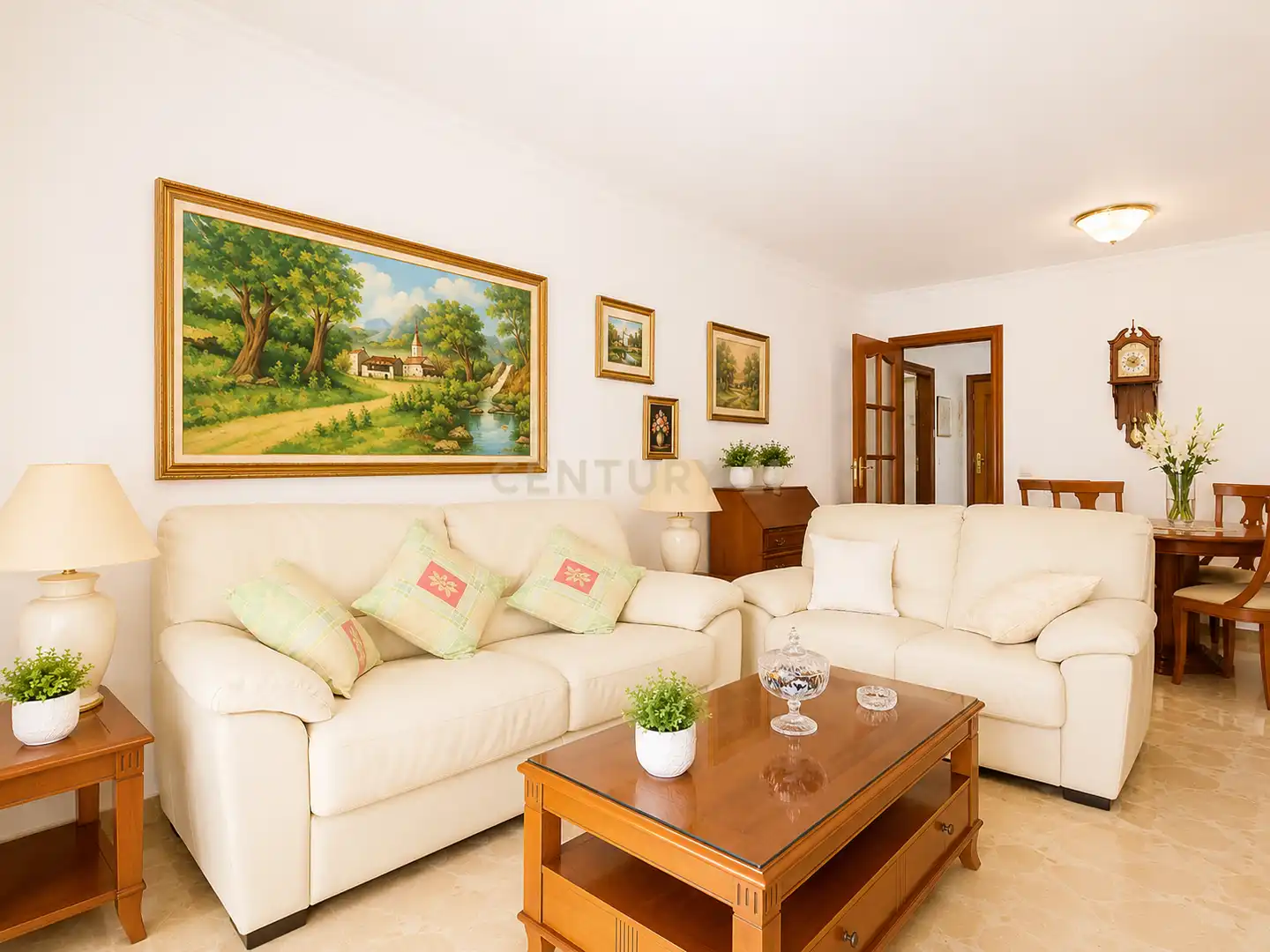 Sala d'estar de Apartament en venda en Málaga amb Jardí privat, Traster i Microones