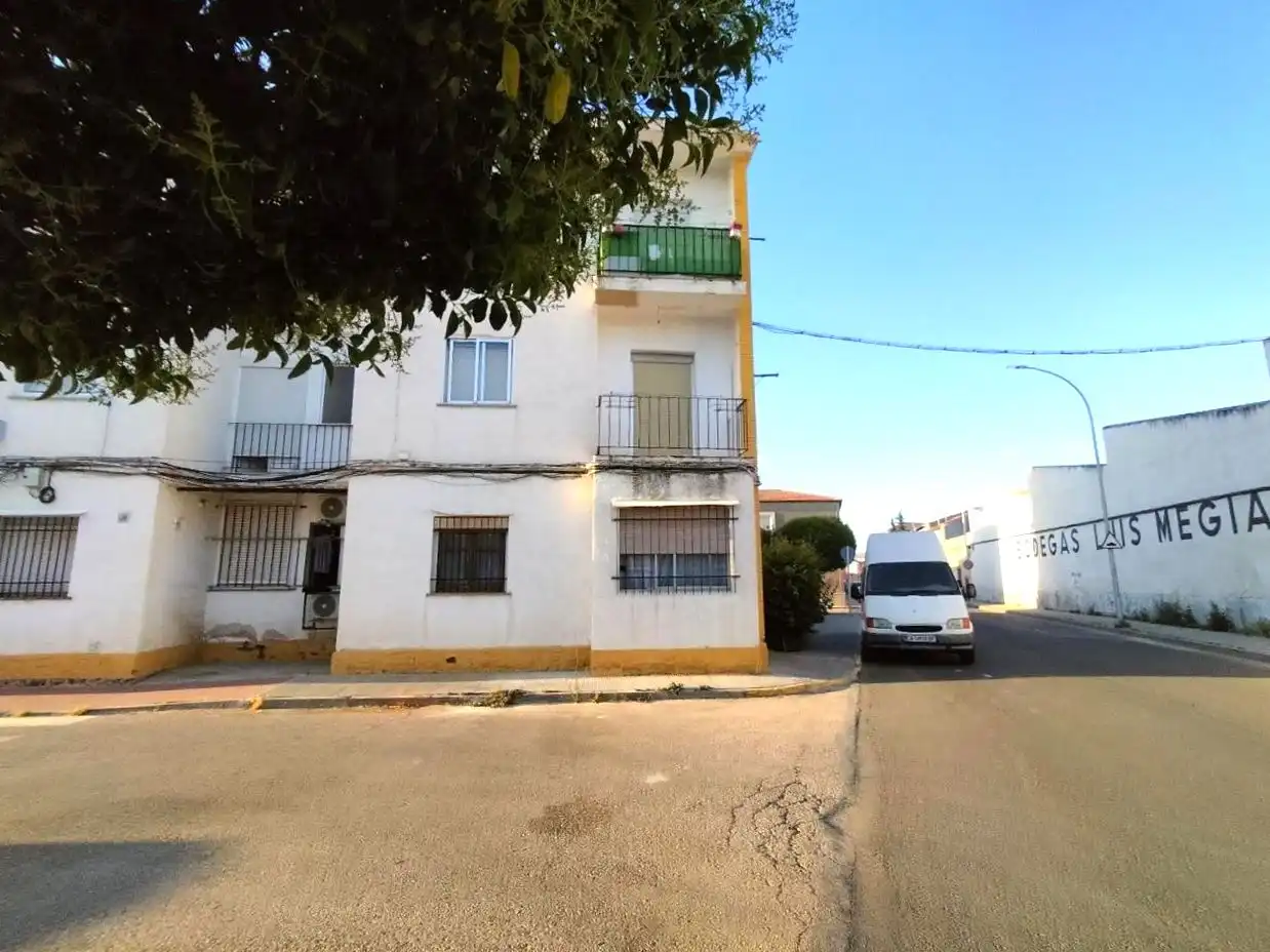 Flat for sale in Calle Salida Peral, imagen 2