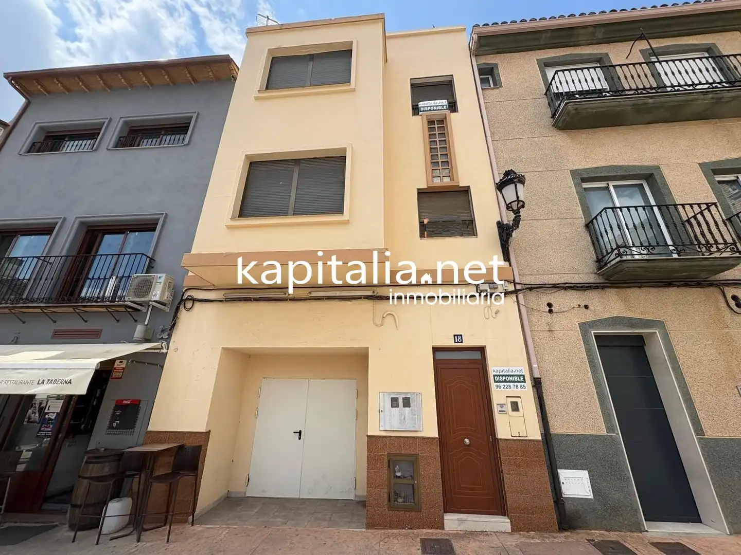 Vista exterior de Dúplex en venta en Enguera con Balcón