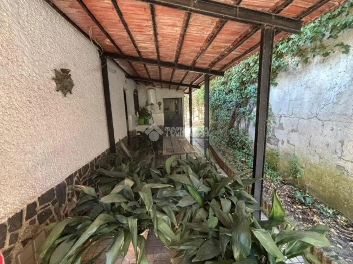 Vista exterior de Casa o chalet en venta en Cenes de la Vega