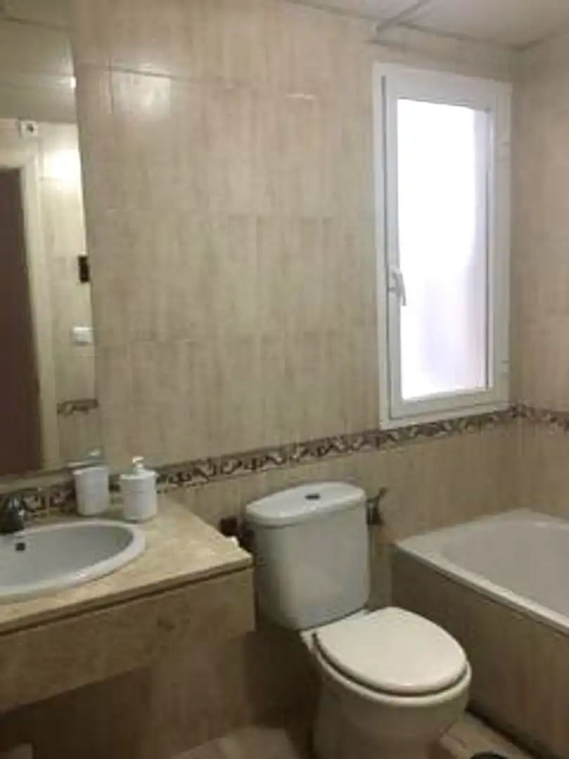 Apartamento con piscina en venta en Calahonda, imagen 10