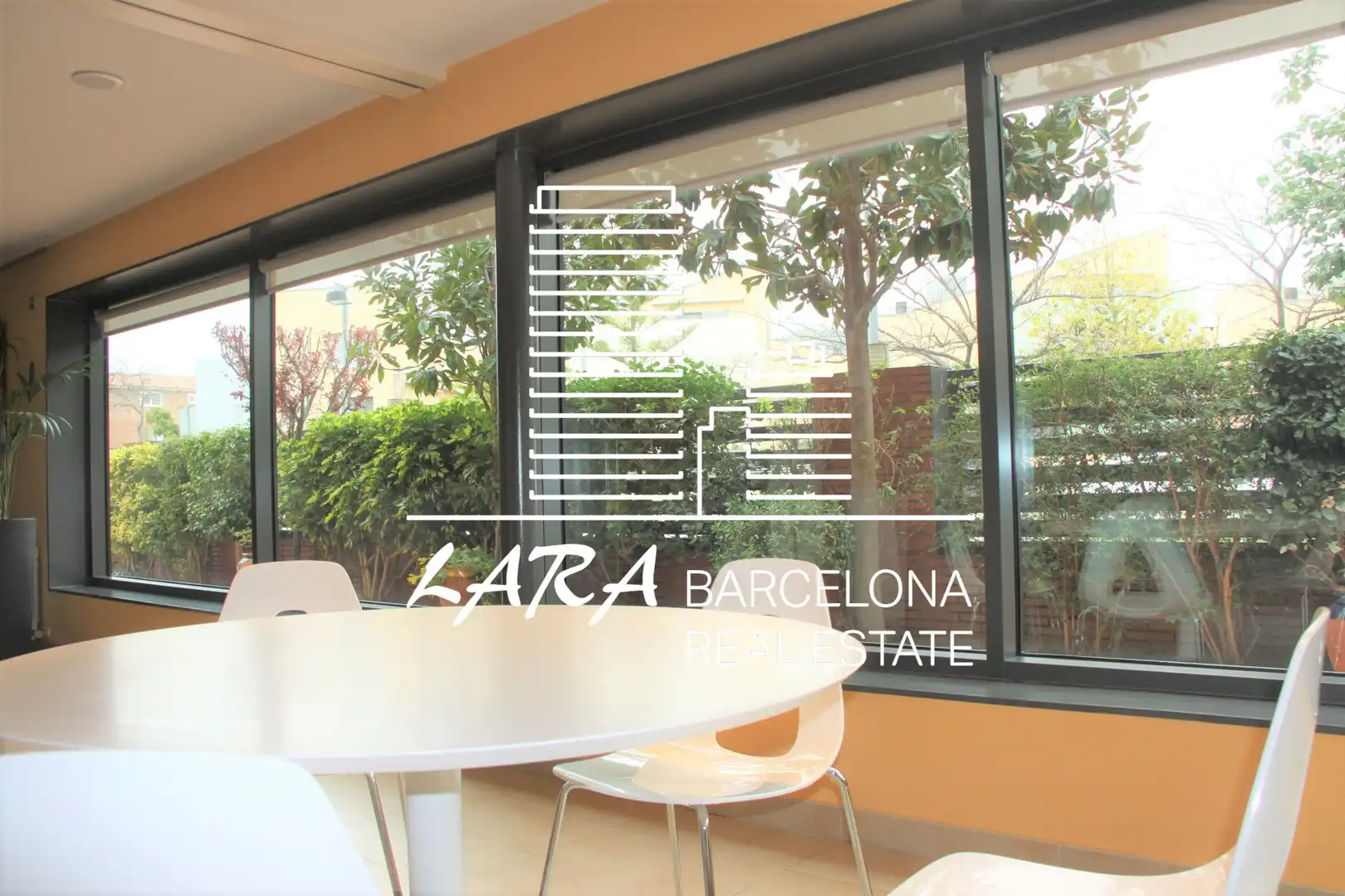 Vista exterior de Casa o chalet en venta en Viladecans con Aire acondicionado, Calefacción y Jardín privado